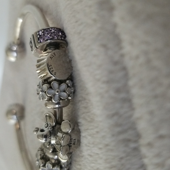 ♥️ EUC Pandora Elephant Cupcake Flower charm bracelet - Picture 6 of 9